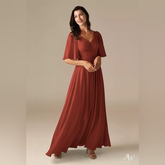 Lavetir Dresses & Skirts - NWT Lavetir Rust A-Line V-Neck Chiffon Gown with Side Slit